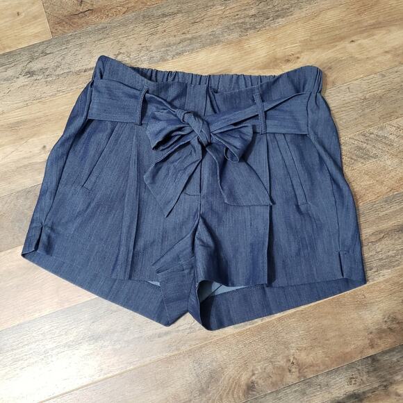 like an angel Pants - Chambray Blue High Rise Dressy Pleated Sash Waist Tie Pocket Shorts Medium